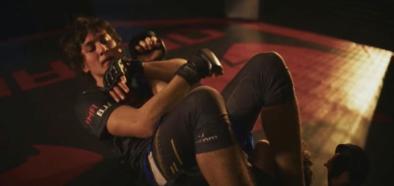 MMA eldivenli yer tekniği çalışması